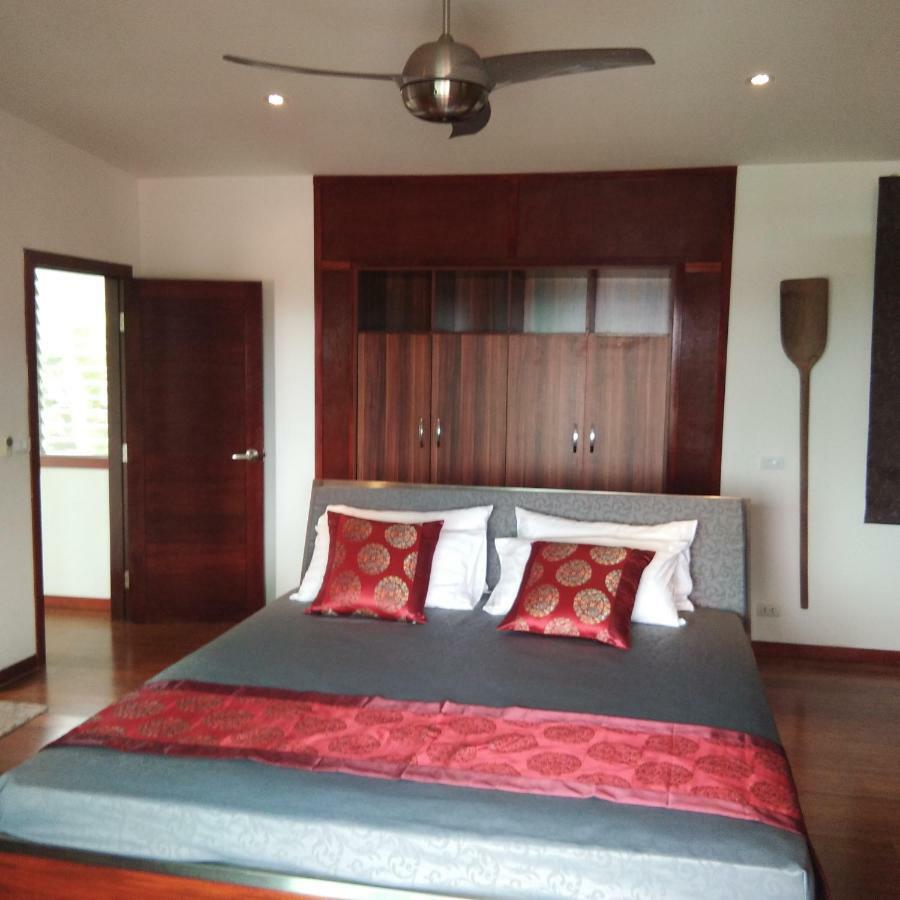 Stunning Villa With Ocean Views And Free Car Lamaj-part Kültér fotó