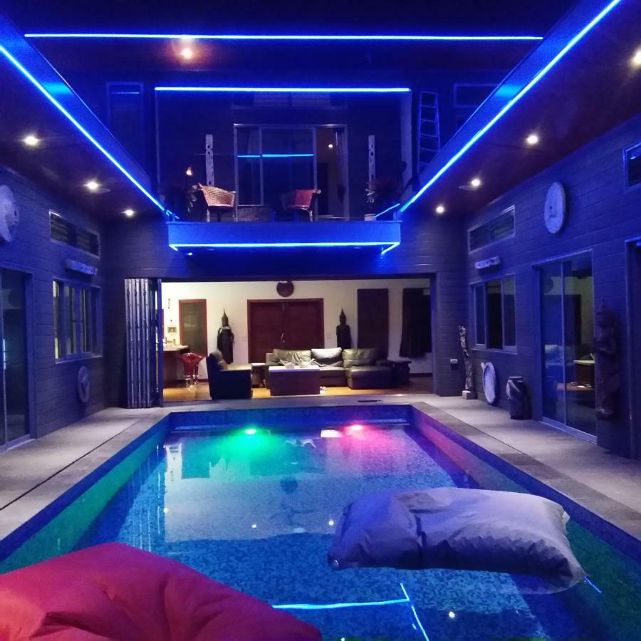Stunning Villa With Ocean Views And Free Car Lamaj-part Kültér fotó
