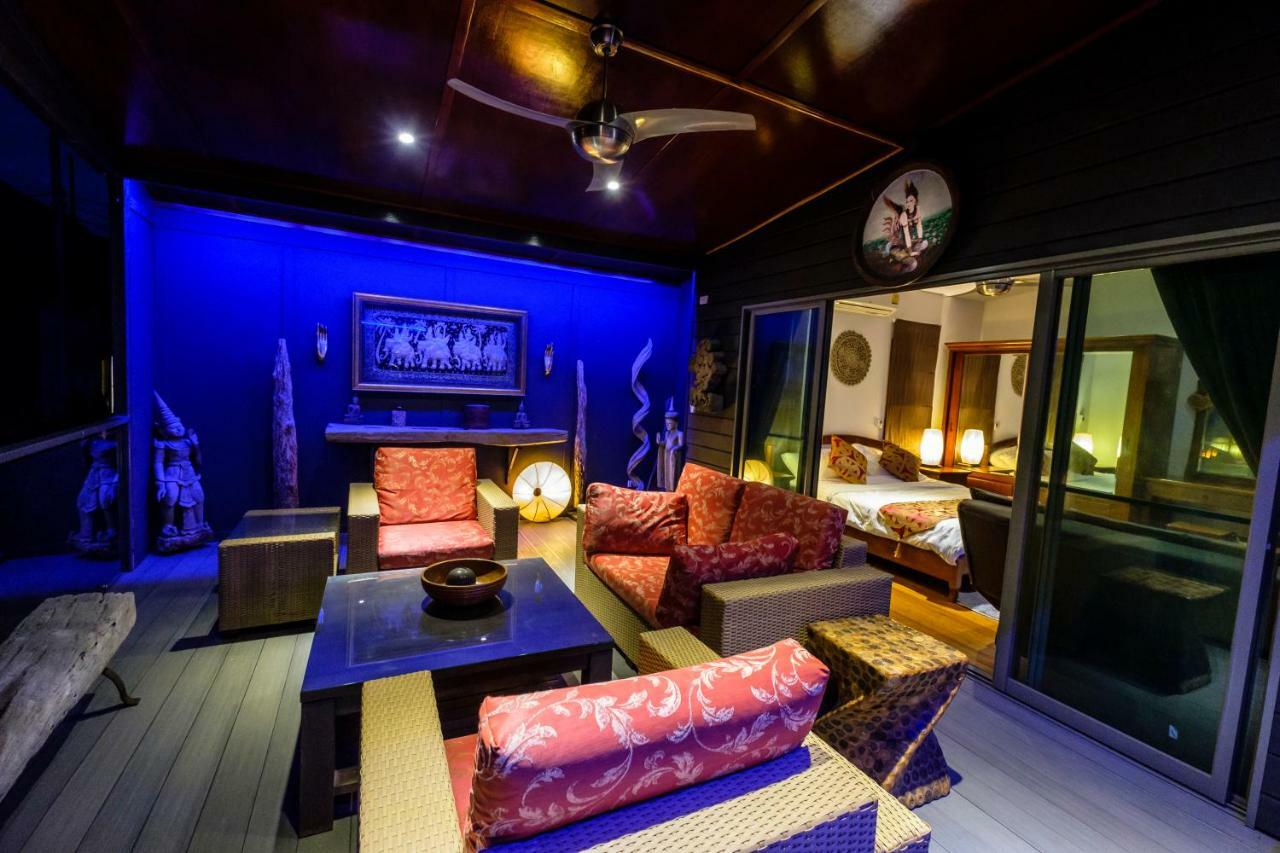 Stunning Villa With Ocean Views And Free Car Lamaj-part Kültér fotó